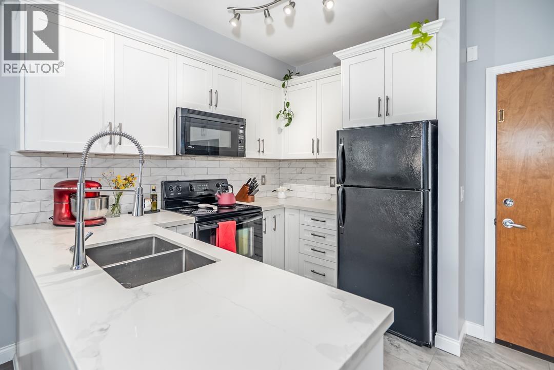 Photo 10 of 306 2346 Mcallister Avenue, Port Coquitlam BC
