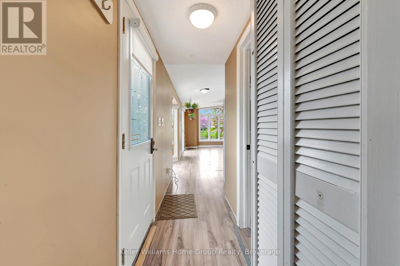 Photo 10 of 5 Bush Lane, Puslinch ON