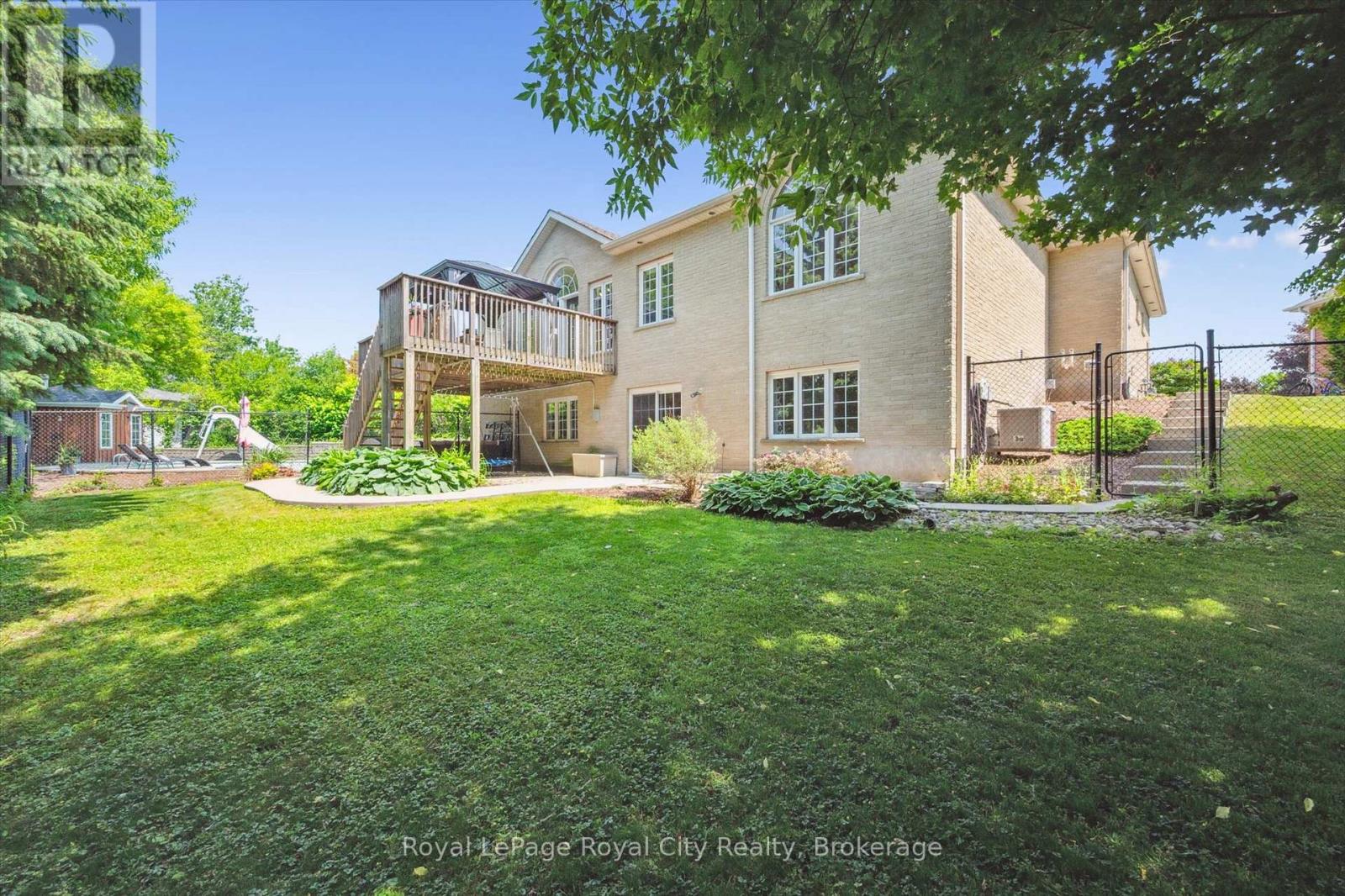 Photo 35 of 16 Elderberry Court, Guelph ON