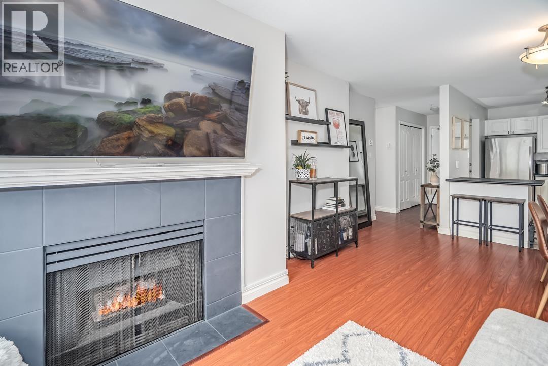 Photo 11 of 308 2551 Parkview Lane, Port Coquitlam BC