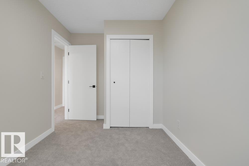 Photo 19 of 14233 23 St Nw, Edmonton AB