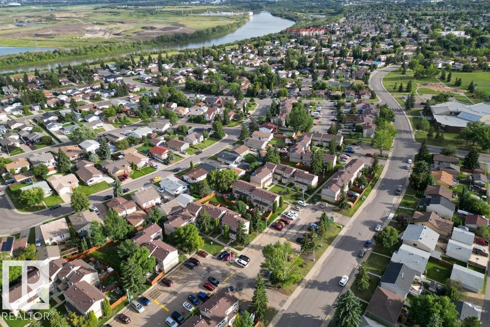 Photo 34 of 14233 23 St Nw, Edmonton AB