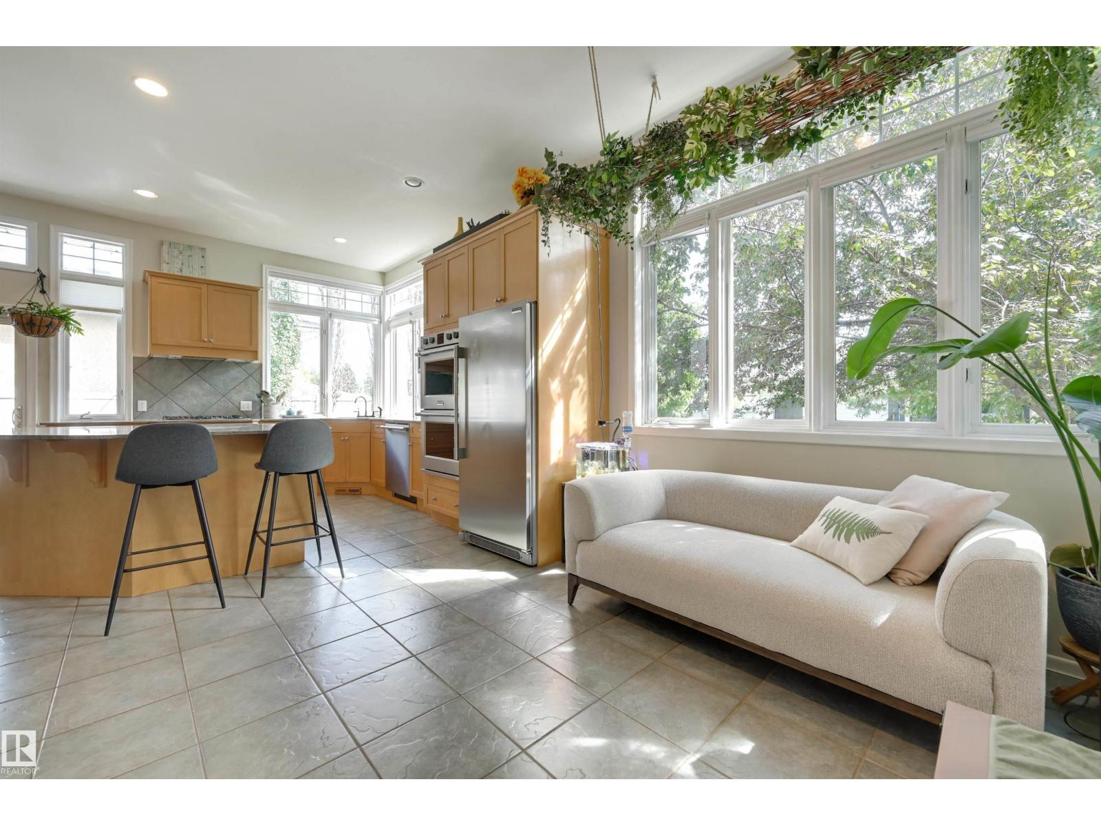 Photo 21 of 10615 134 St Nw, Edmonton AB
