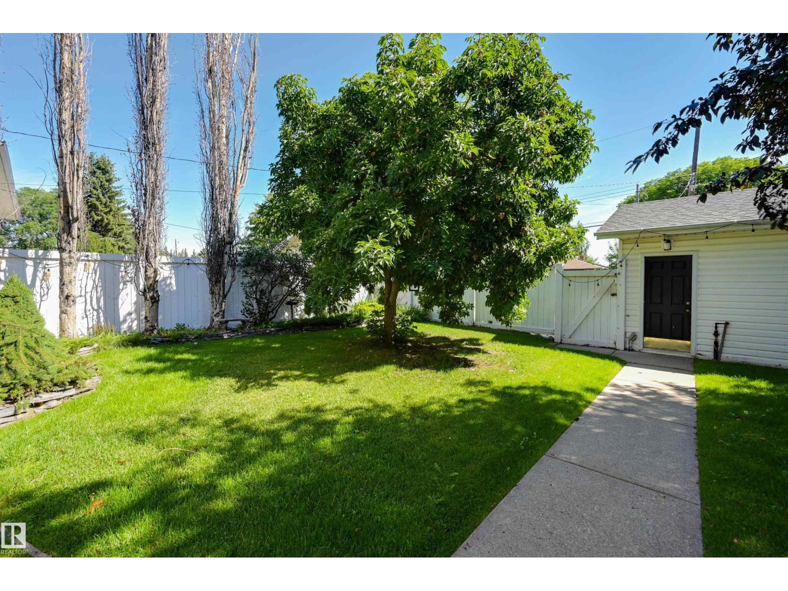 Photo 47 of 10615 134 St Nw, Edmonton AB
