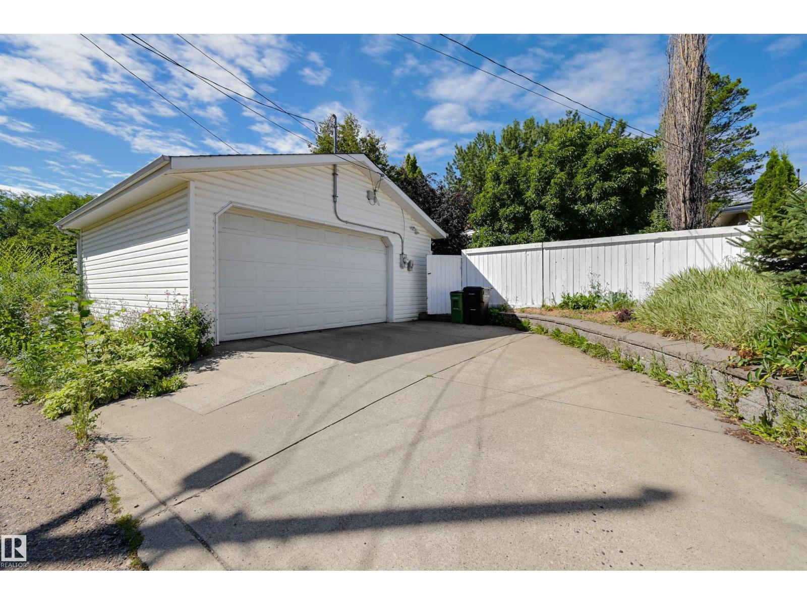 Photo 53 of 10615 134 St Nw, Edmonton AB