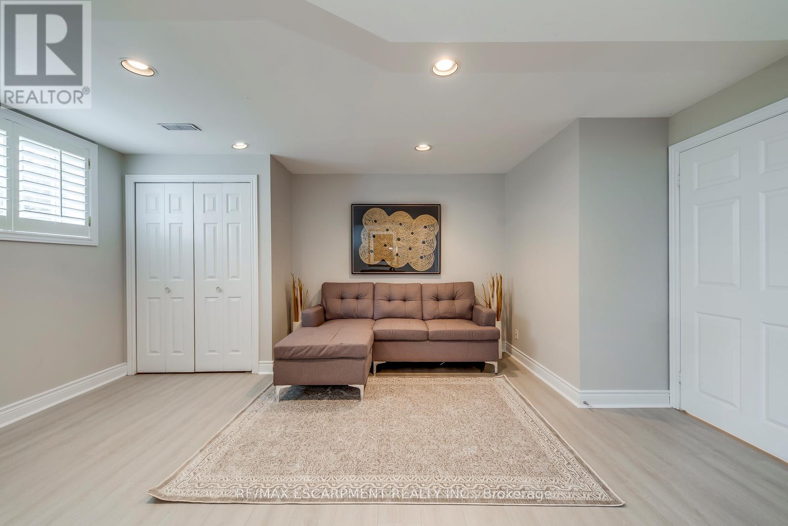 Photo 44 of 48 Forsythe Street, Oakville ON
