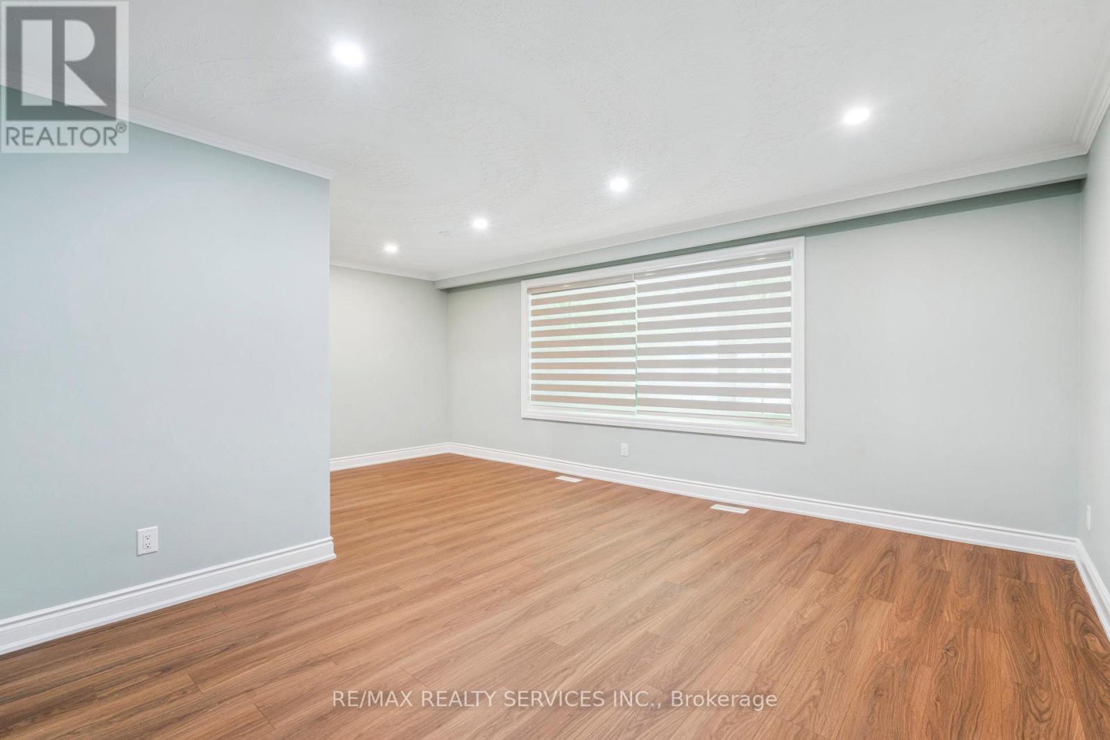 Photo 8 of 15 Mcclure Avenue, Brampton ON