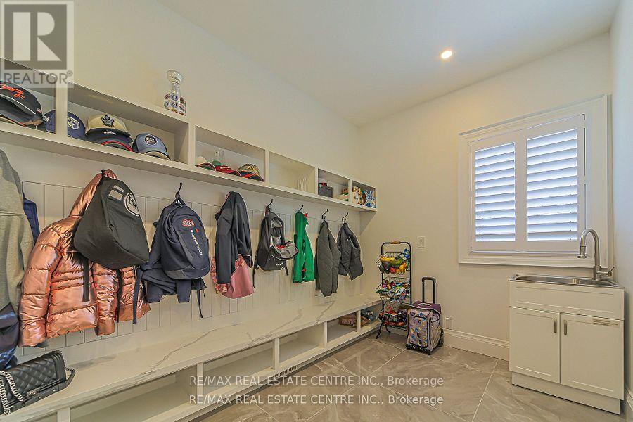 Single Family House for Sale in  HAWTHORN CRESCENT Brampton (Westgate) 