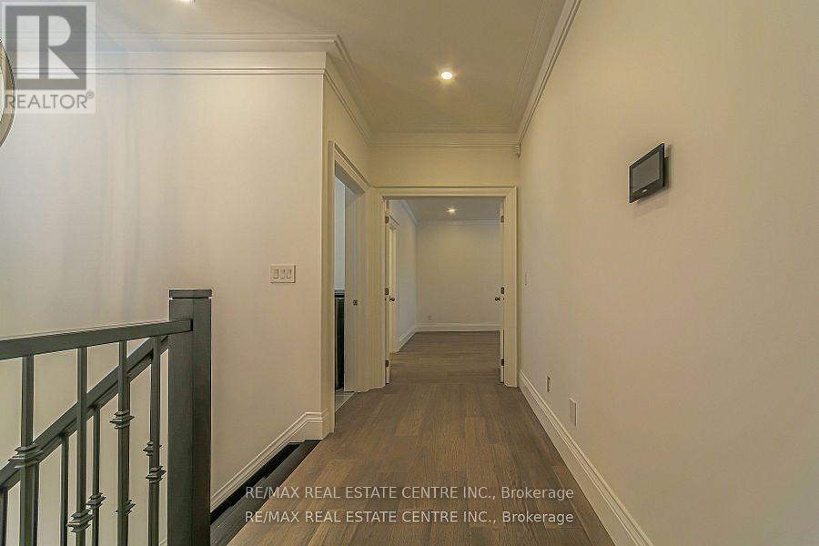 Single Family House for Sale in  HAWTHORN CRESCENT Brampton (Westgate) 
