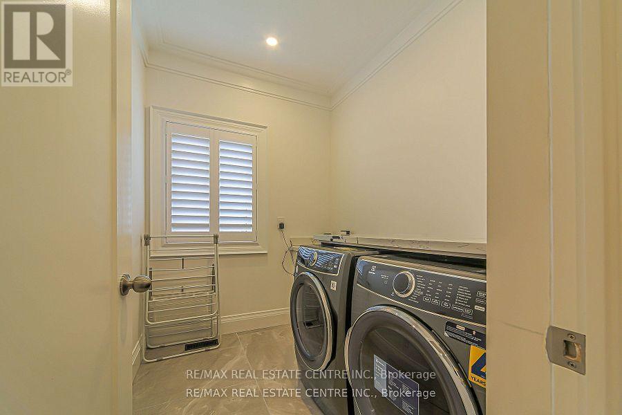Single Family House for Sale in  HAWTHORN CRESCENT Brampton (Westgate) 