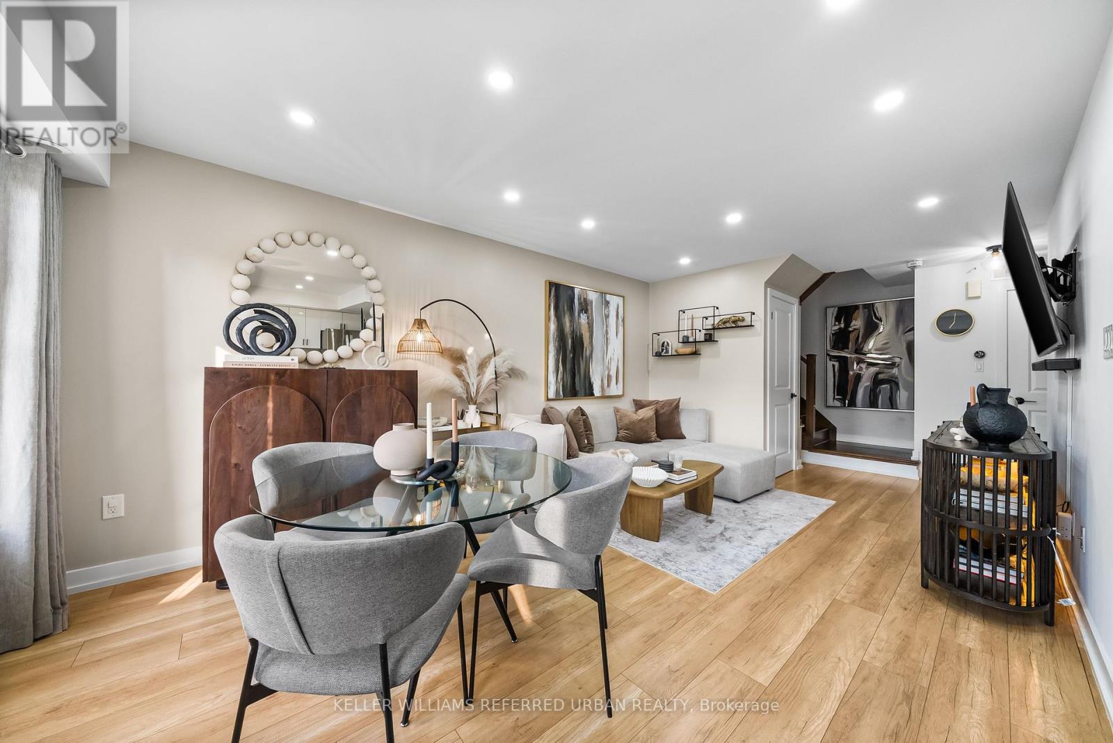 Photo 31 of 14 2335 Sheppard Avenue W, Toronto ON