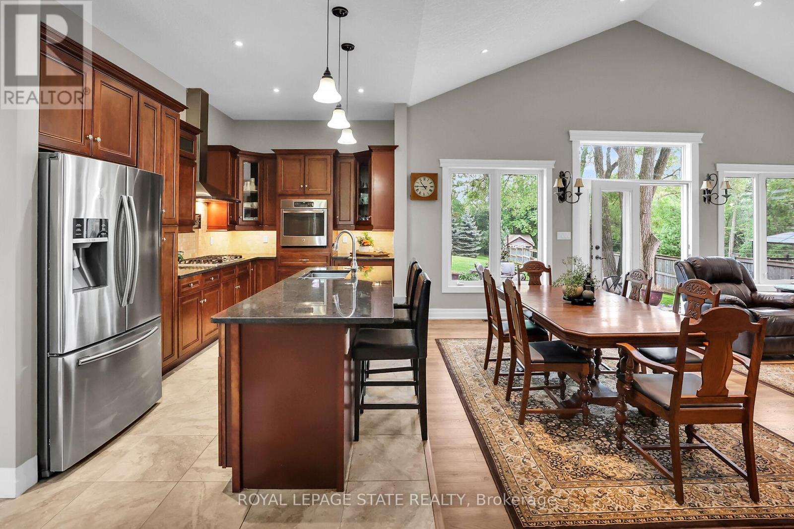 Photo 10 of 792 Old York Road, Burlington ON