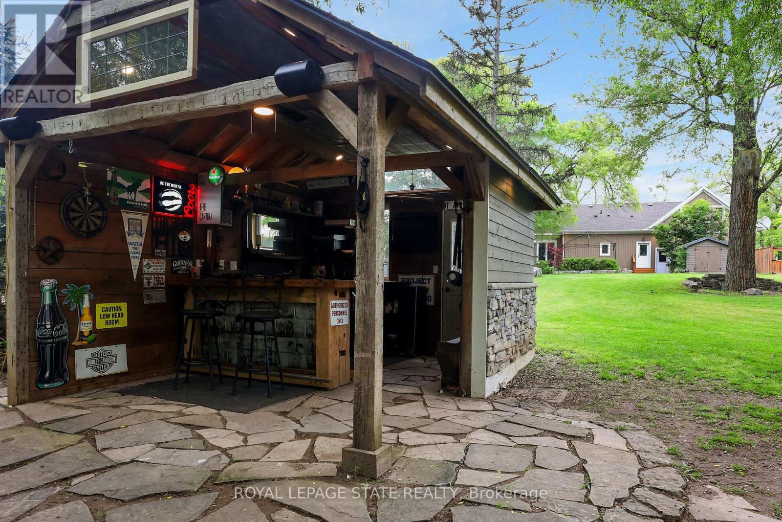 Photo 42 of 792 Old York Road, Burlington ON
