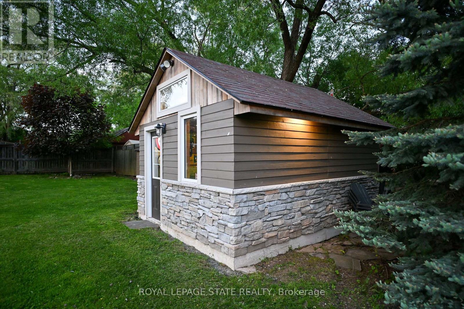 Photo 47 of 792 Old York Road, Burlington ON