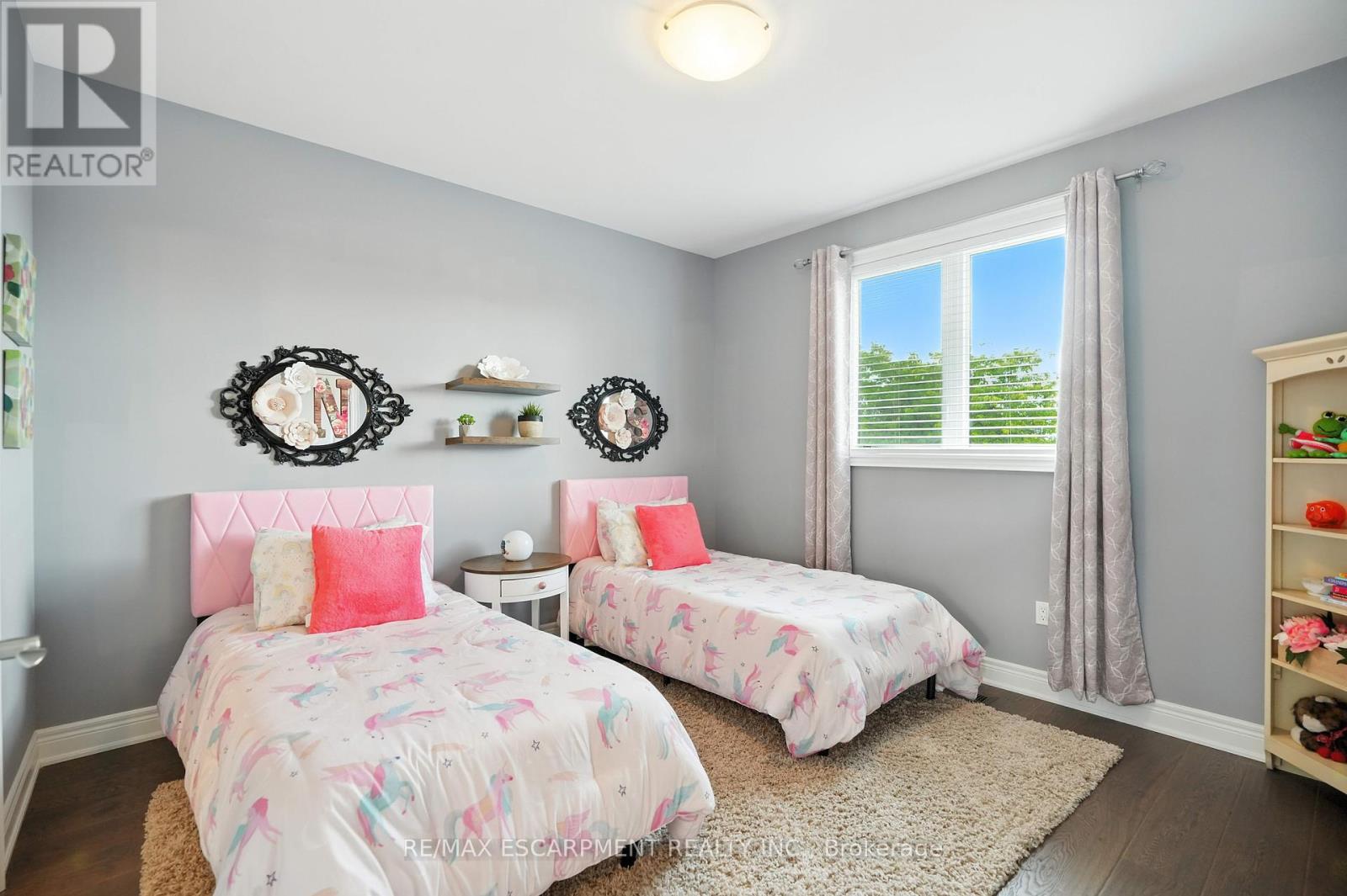 Photo 25 of 103 Lampman Drive, Grimsby ON