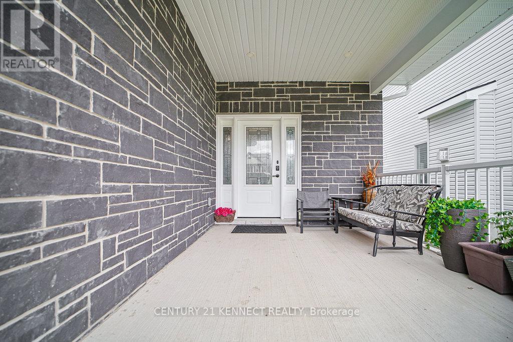 Photo 16 of 1520 Berkshire Drive, Kingston ON