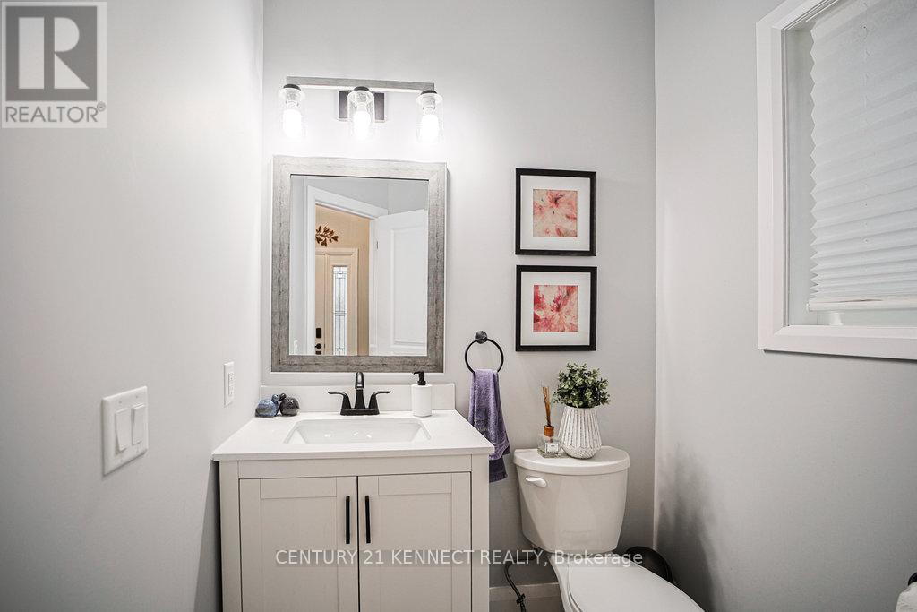 Photo 6 of 1520 Berkshire Drive, Kingston ON