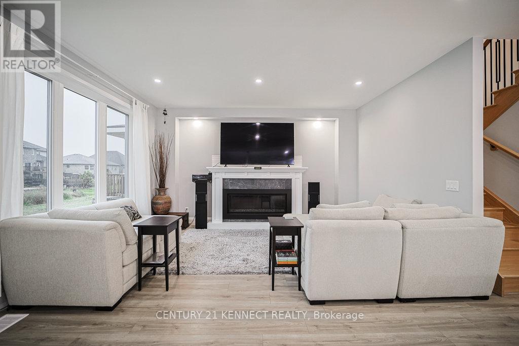 Photo 28 of 1520 Berkshire Drive, Kingston ON
