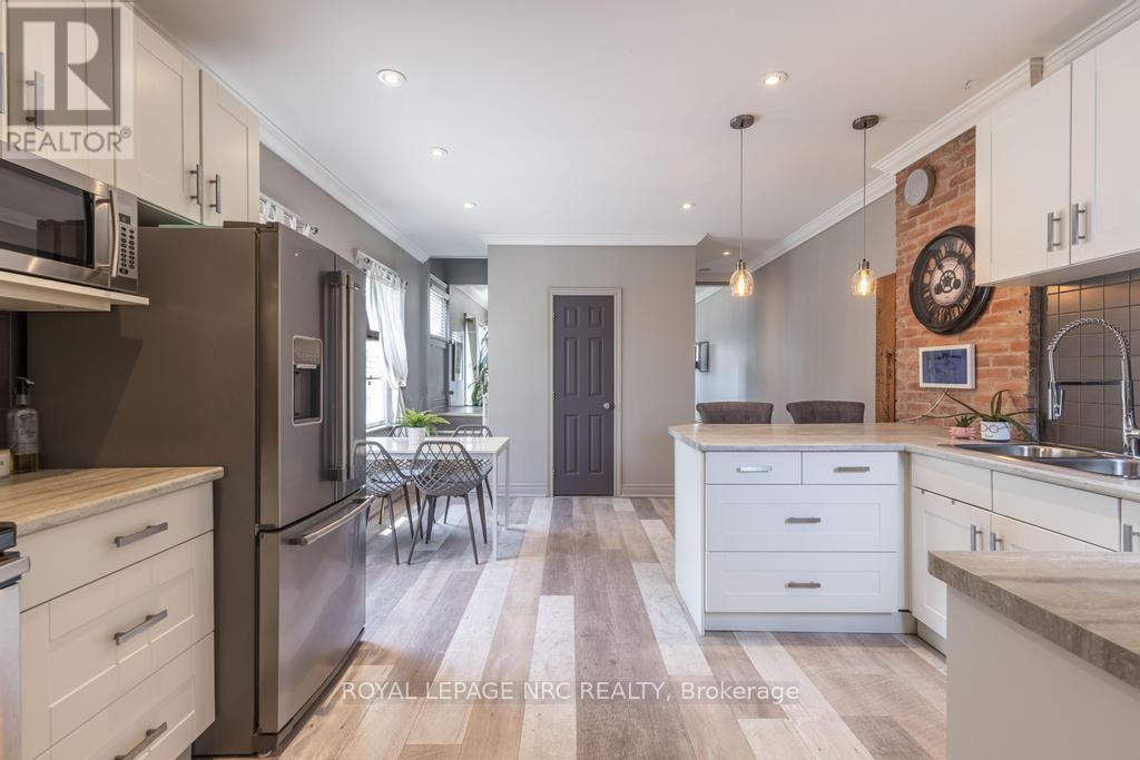 Photo 24 of 48 Hodgkins Avenue, Thorold ON