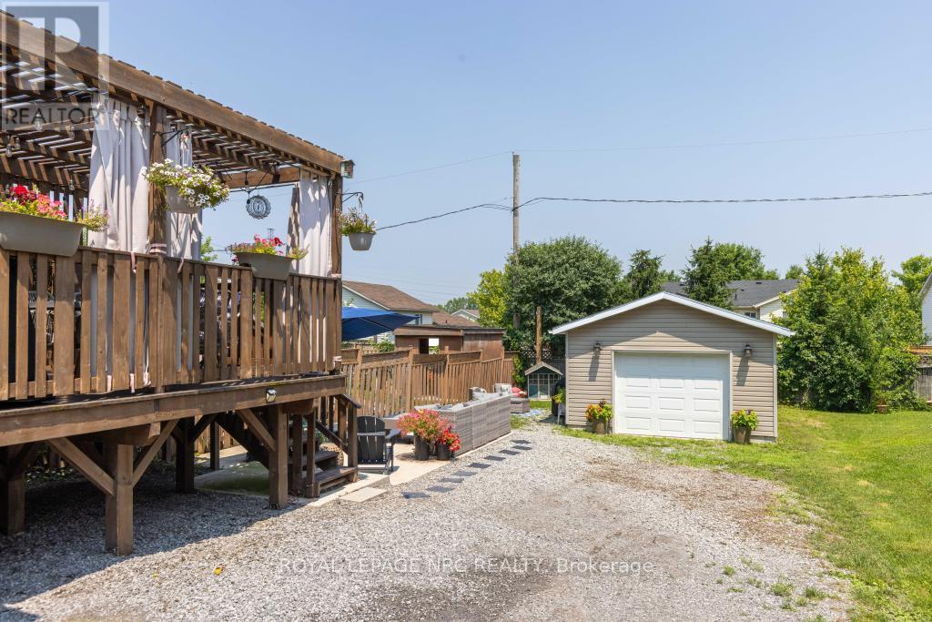 Photo 7 of 48 Hodgkins Avenue, Thorold ON