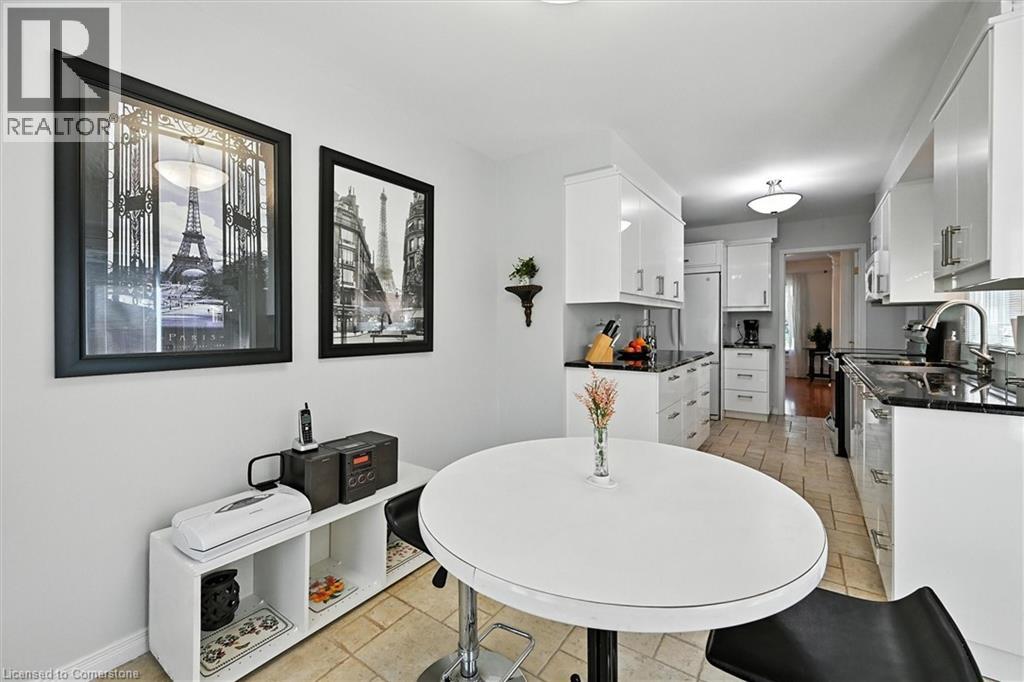 Photo 35 of 40 Mcniven Road, Hamilton ON