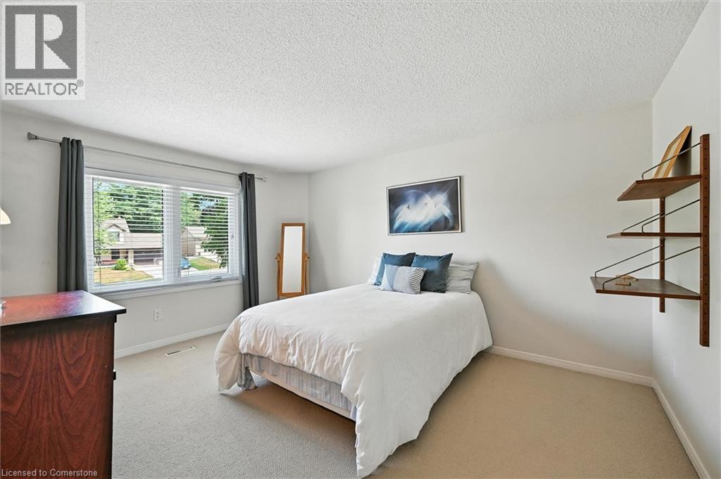 Photo 42 of 40 Mcniven Road, Hamilton ON