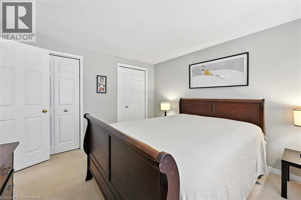 Photo 16 of 40 Mcniven Road, Hamilton ON
