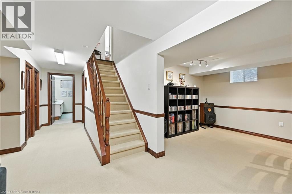 Photo 39 of 40 Mcniven Road, Hamilton ON