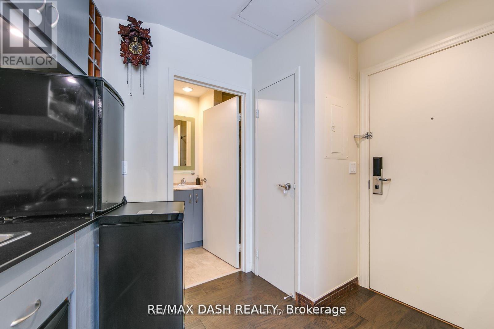 Photo 2 of 2411 1 King Street W, Toronto ON
