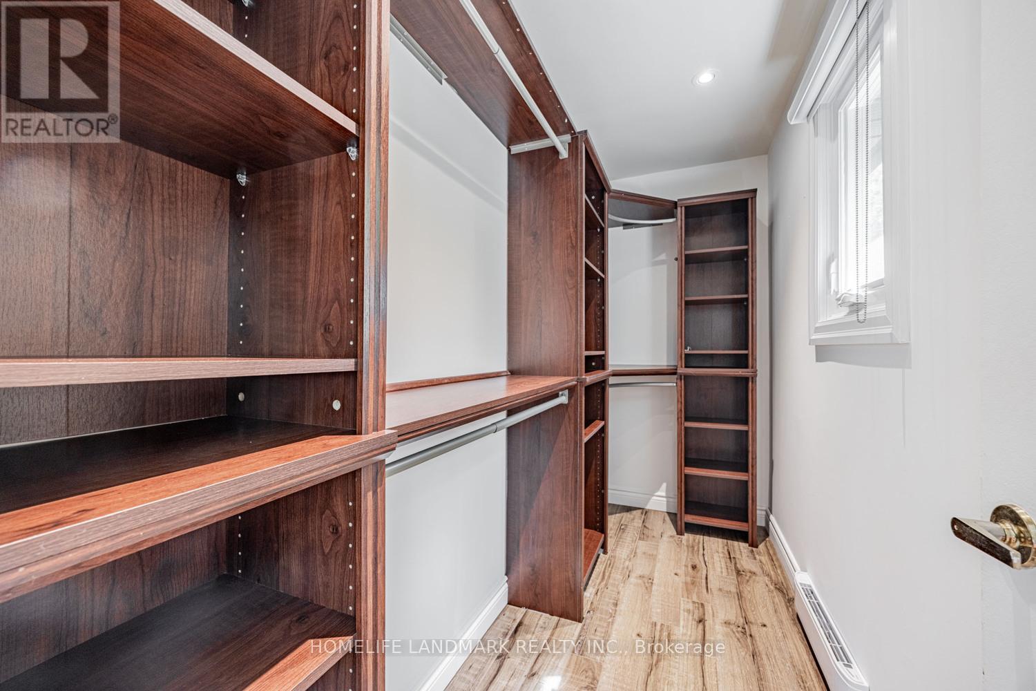 Photo 14 of 58 Ames Circle, Toronto ON