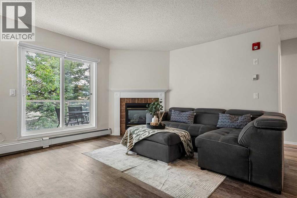 Single Family House for Sale in   Shawville Way SE Shawnessy Calgary 