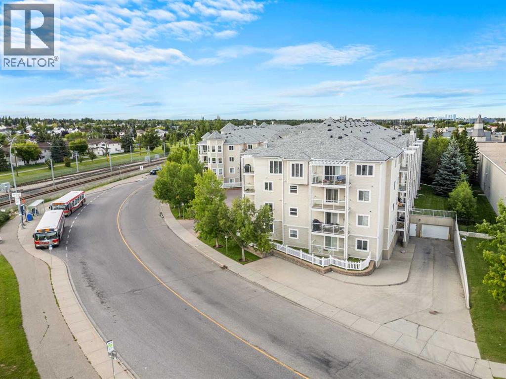 Single Family House for Sale in   Shawville Way SE Shawnessy Calgary 