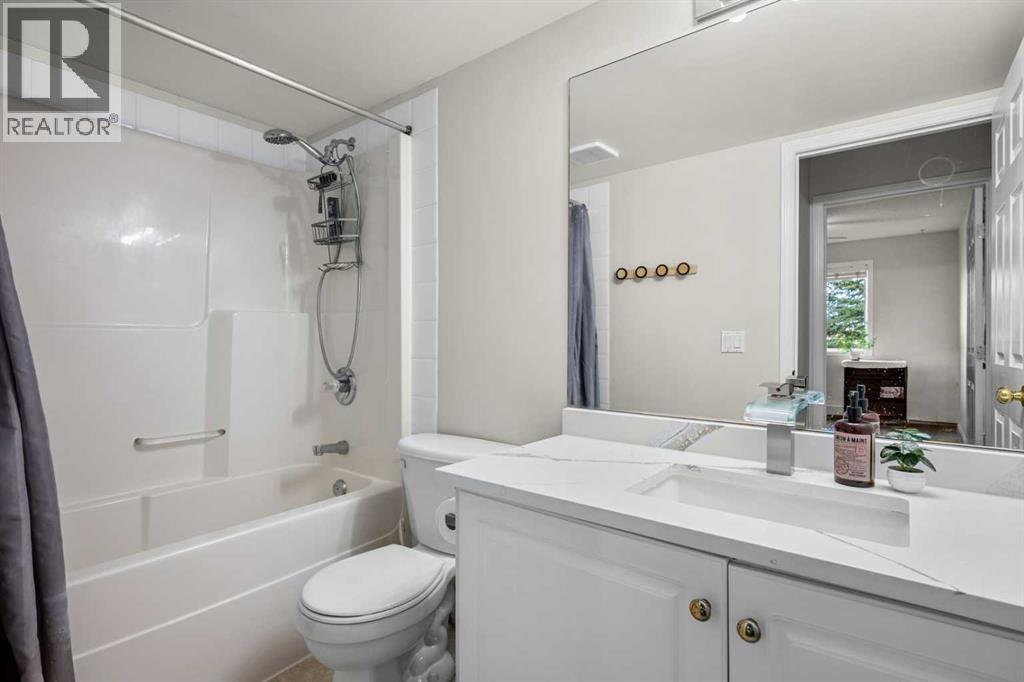 Single Family House for Sale in   Shawville Way SE Shawnessy Calgary 