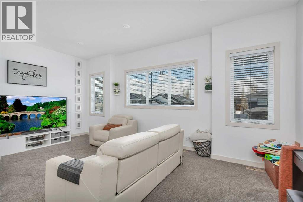 Photo 15 of 109 Lalor Drive, Red Deer AB