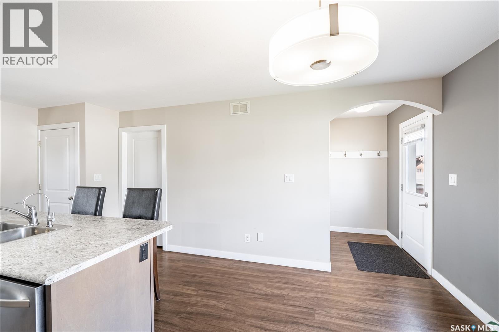 Photo 11 of 5500 Tutor Way, Regina SK