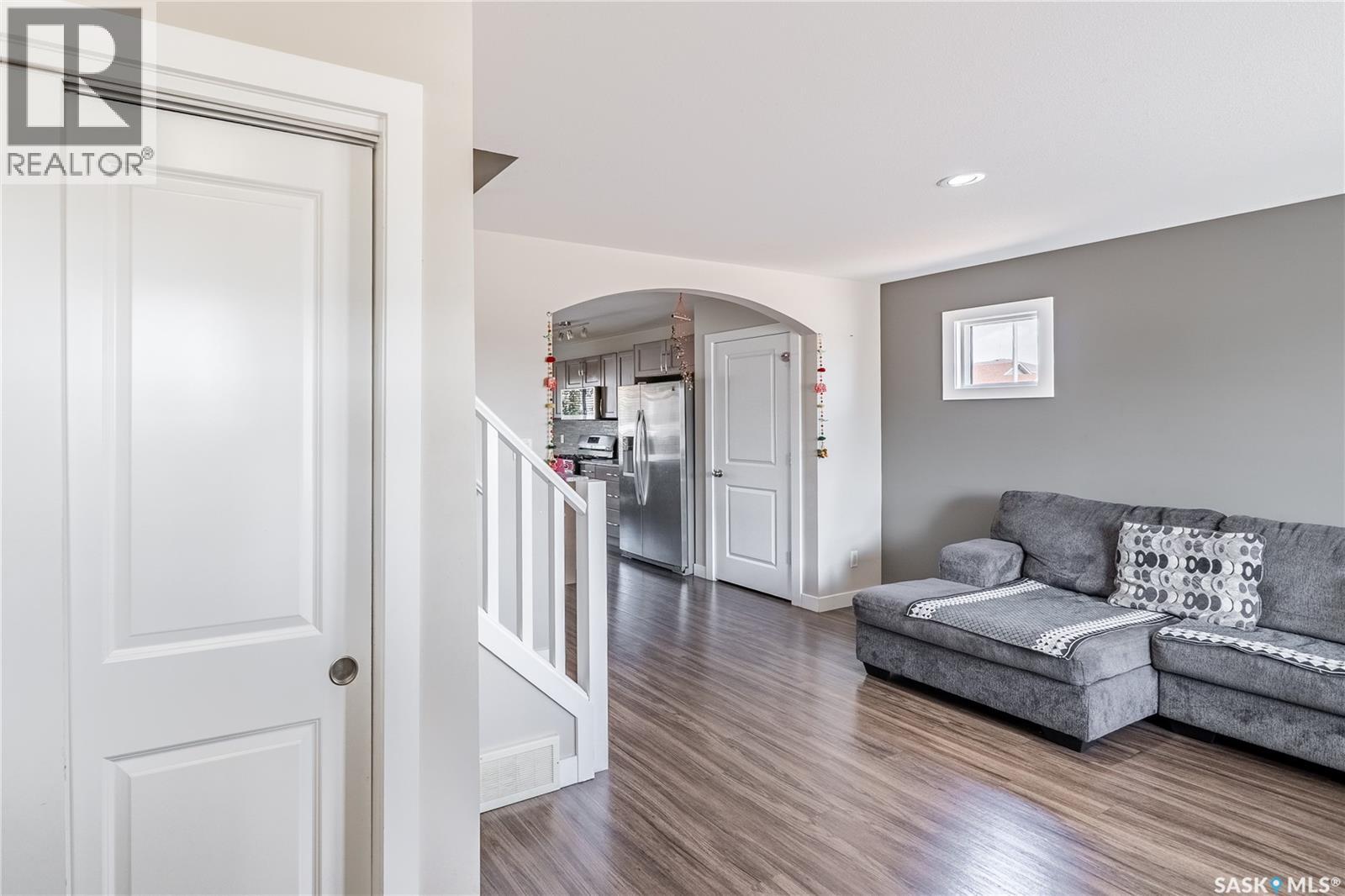 Photo 6 of 5500 Tutor Way, Regina SK