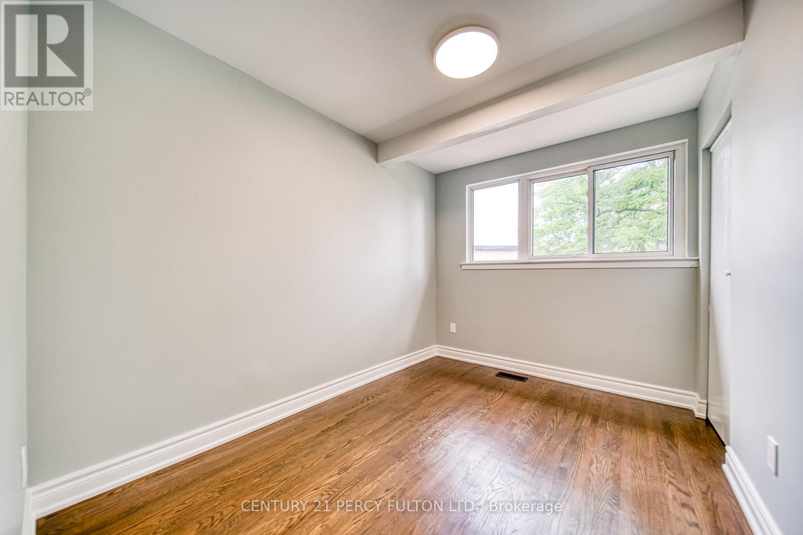 Photo 13 of 107 925 Bayly Street, Pickering ON