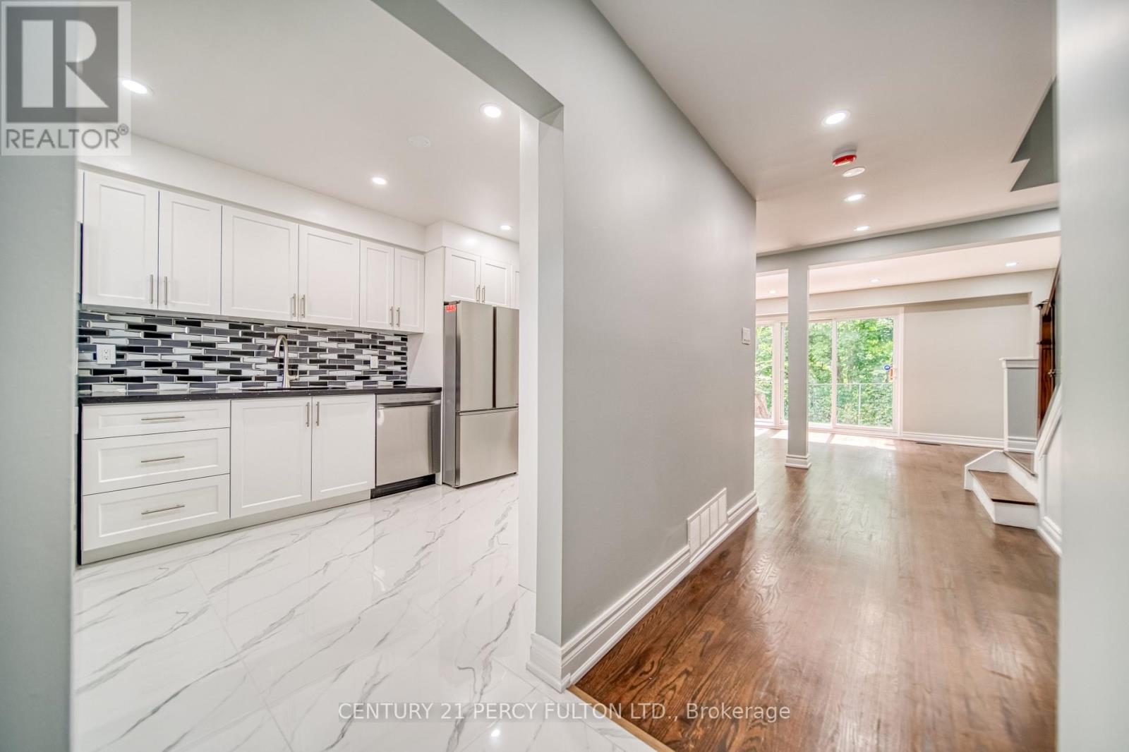 Photo 16 of 107 925 Bayly Street, Pickering ON