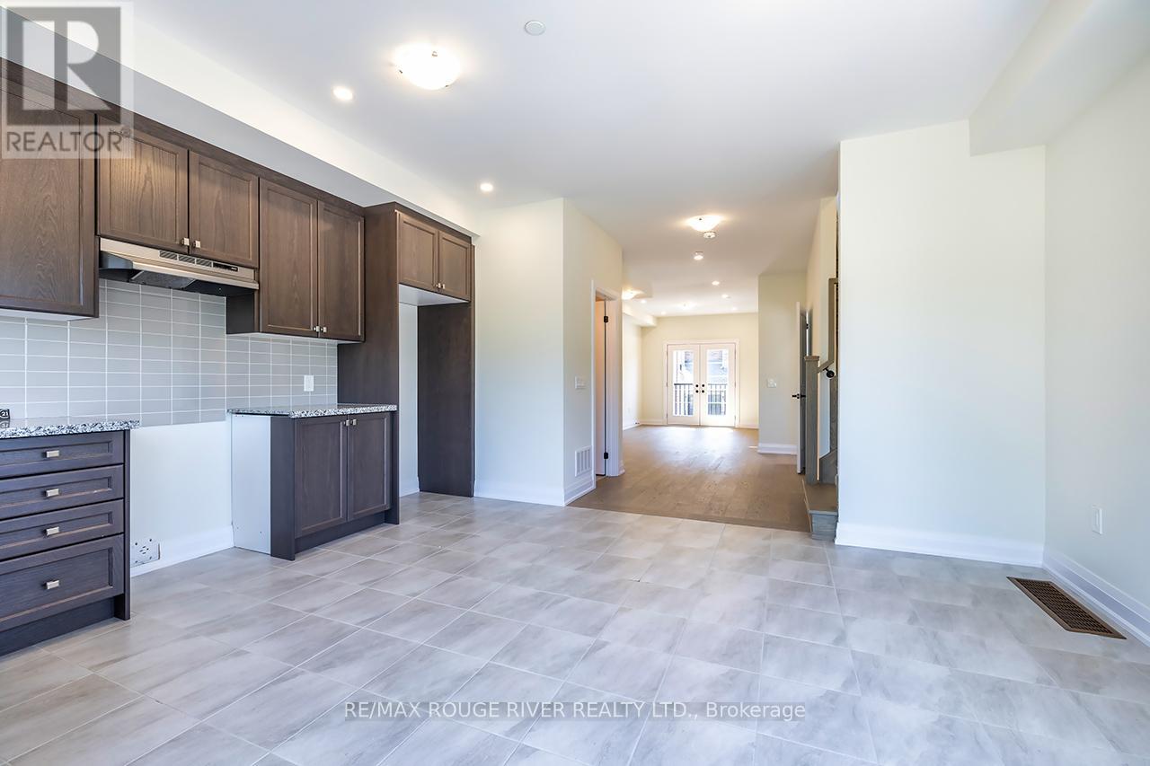 Photo 34 of 10 Marret Lane, Clarington ON