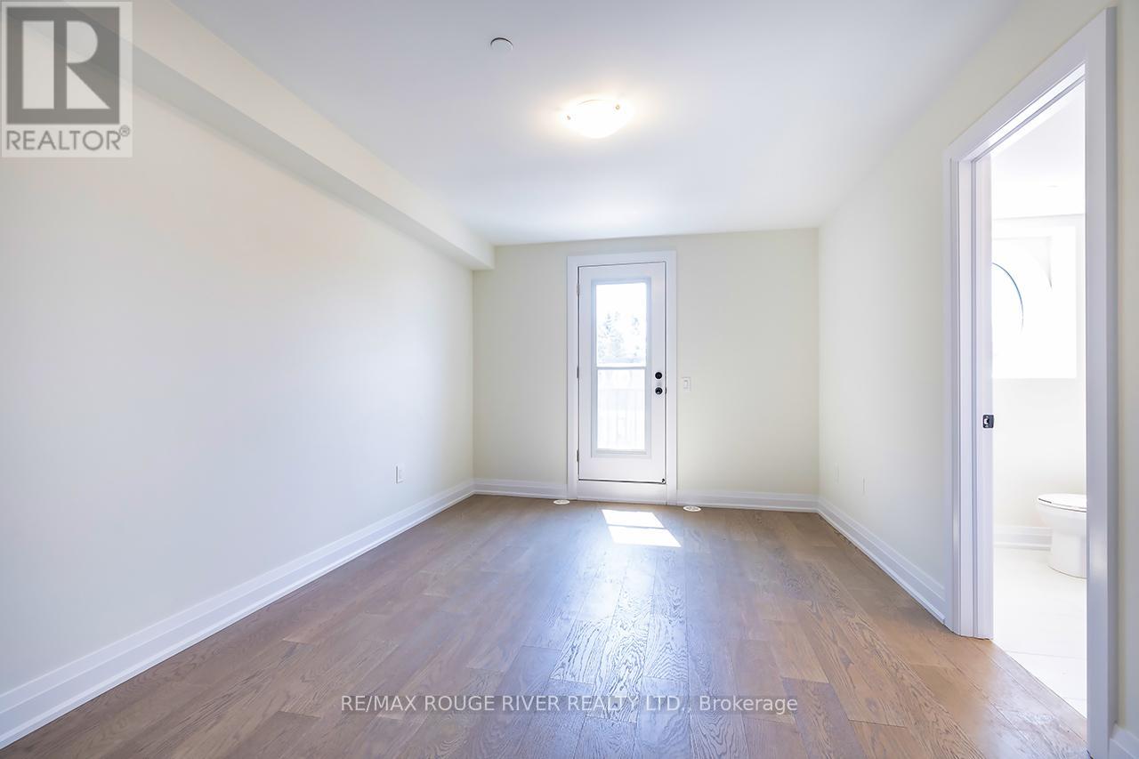 Photo 16 of 10 Marret Lane, Clarington ON
