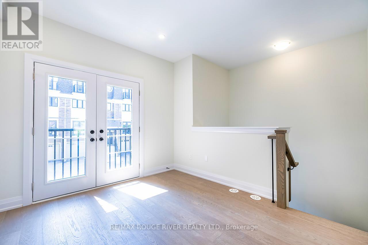 Photo 27 of 10 Marret Lane, Clarington ON