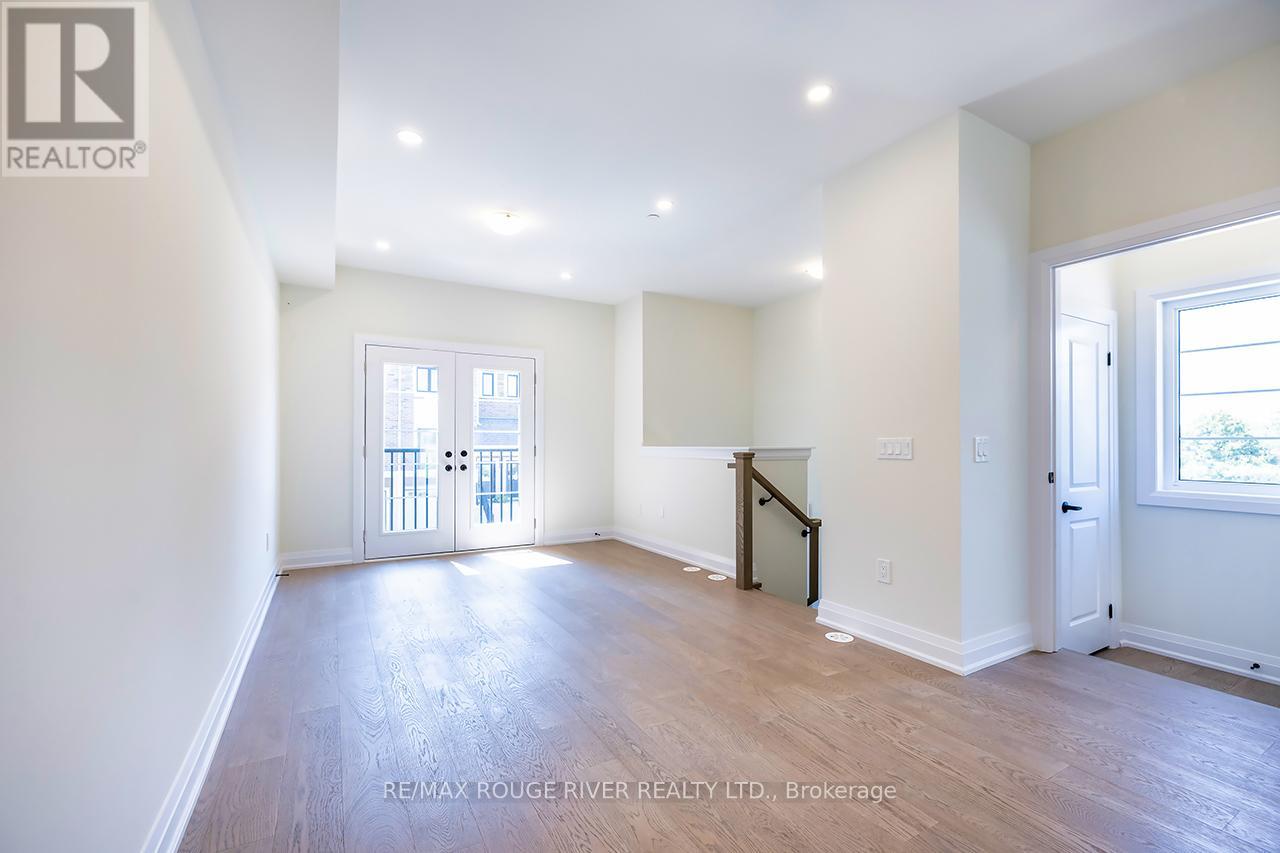 Photo 32 of 10 Marret Lane, Clarington ON