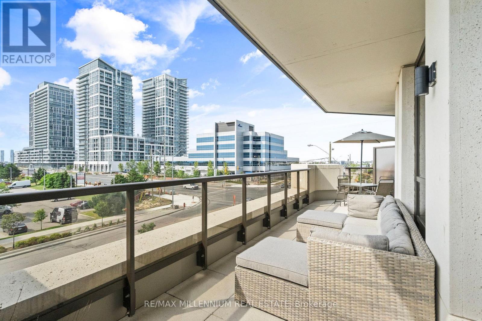 Photo 1 of 309 9075 Jane Street, Vaughan ON