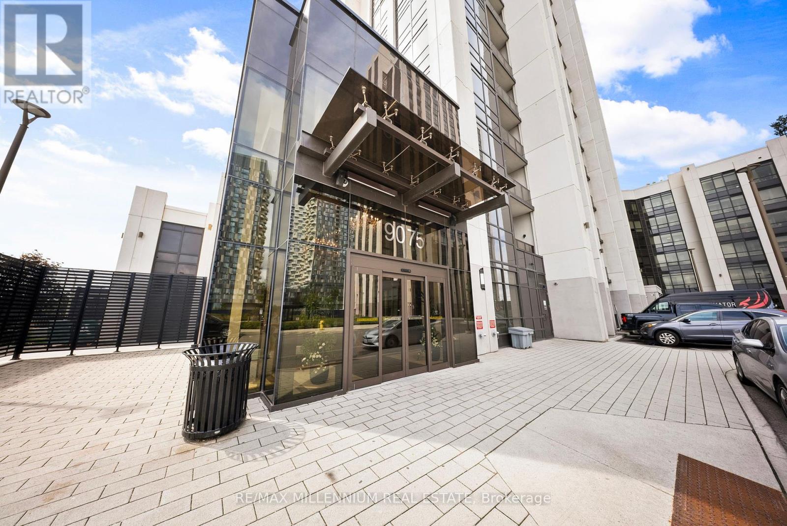Photo 20 of 309 9075 Jane Street, Vaughan ON