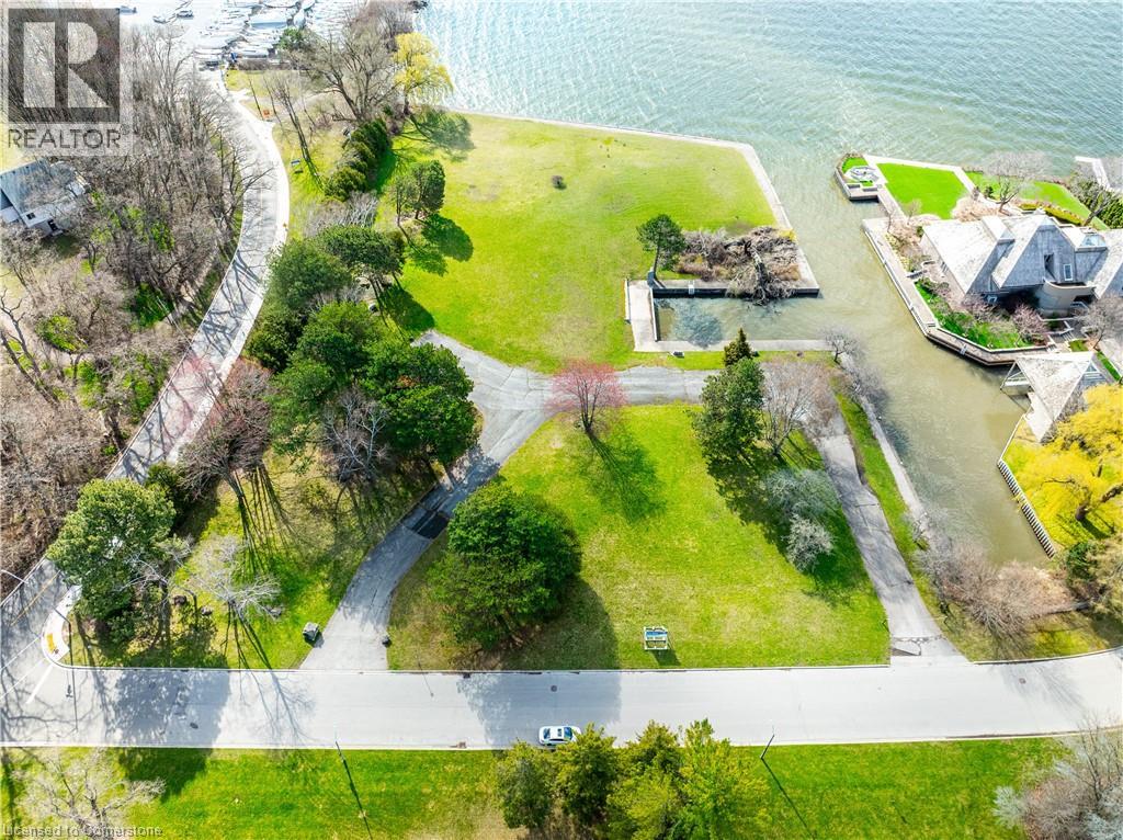 Photo 14 of 800 Lasalle Park Road, Burlington ON