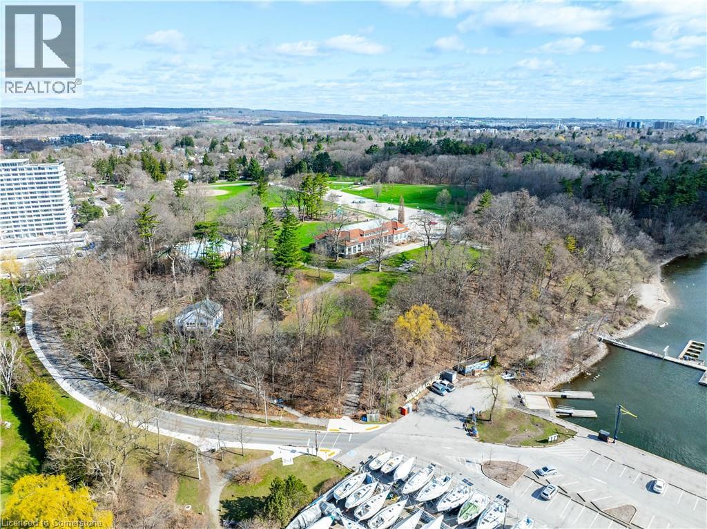 Photo 2 of 800 Lasalle Park Road, Burlington ON