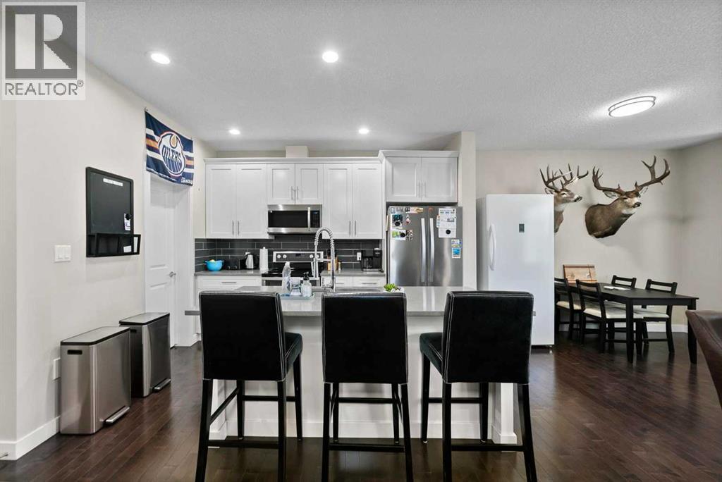 Photo 1 of 7404 81 Ave Nw, Edmonton AB