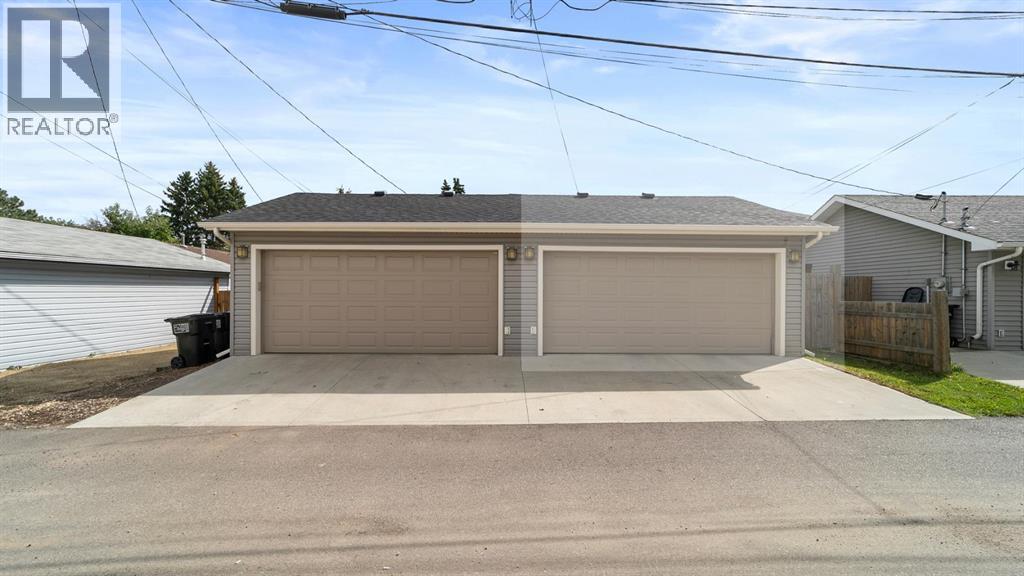 Photo 5 of 7404 81 Ave Nw, Edmonton AB