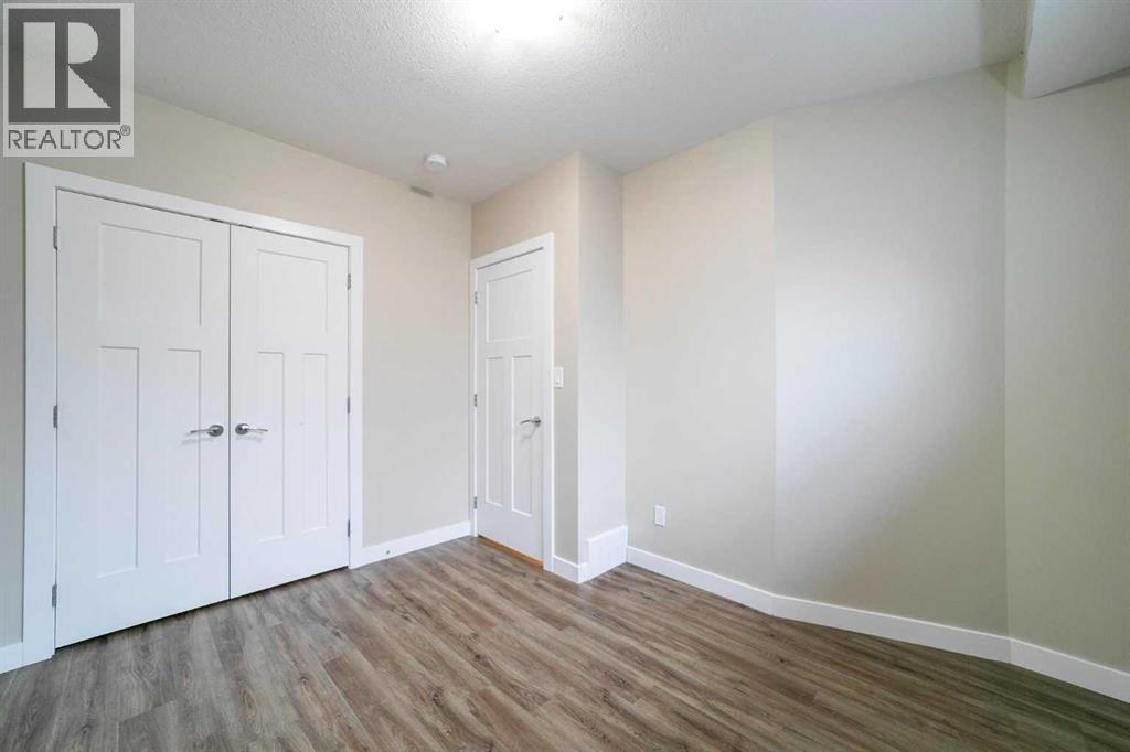 Photo 17 of 7404 81 Ave Nw, Edmonton AB