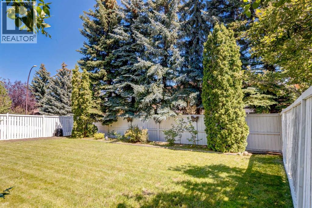 Single Family House for Sale in  Signal Hill Drive SW Signal Hill Calgary 